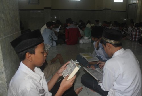 Original Name_Darul Arqam Kelas 6 Mabit 2014_067